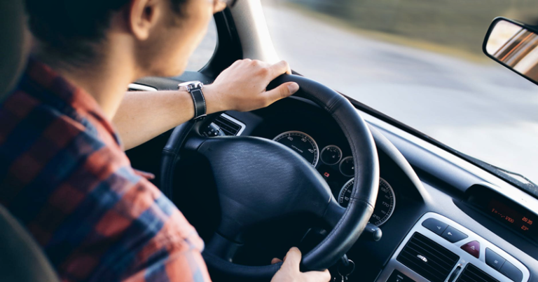 Wear Glasses when you’re above 40 before Renewing your Driver License in Kuwait