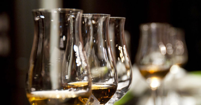 Guide: Understanding Alcohol Law in Kuwait